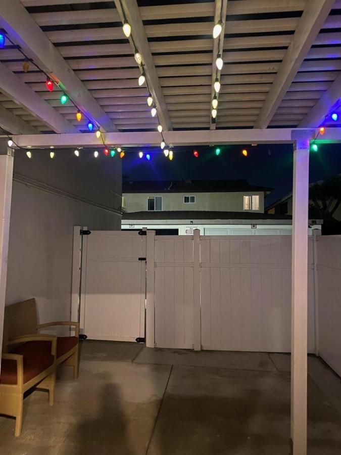 Ocean Breeze Apartment האנטינגטון ביץ' מראה חיצוני תמונה